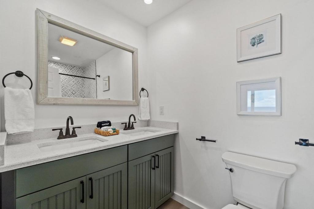 Newly Remodeled Beachfront Townhome - Sleeps 14 Panama City Beach Bagian luar foto